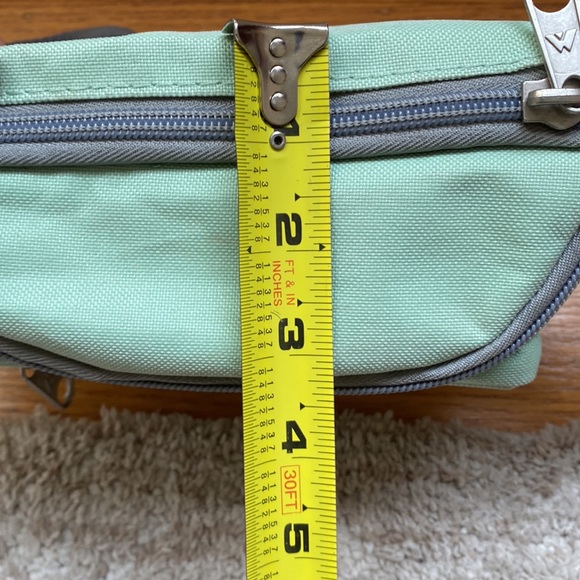 Everest Fanny Pack - Picture 9 of 12